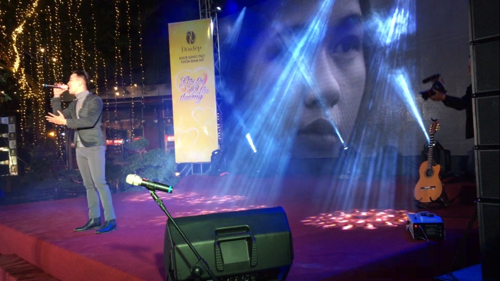 am thanh anh sang lam dong to chuc su kien